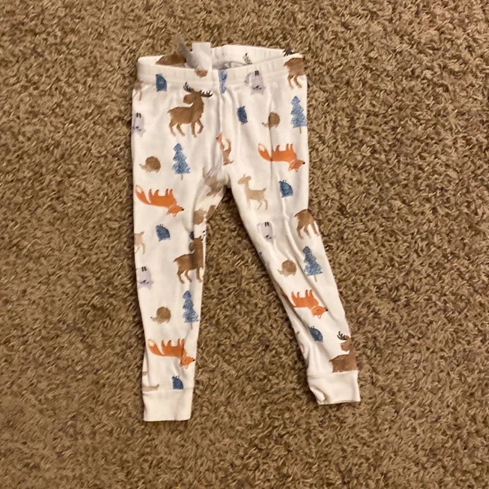 Carters pj set size 18m - Picture 4 of 5